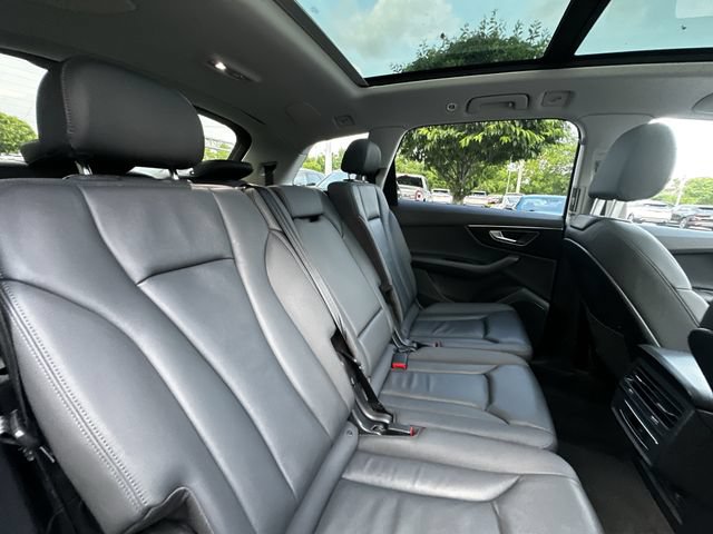Used 2022 Audi Q7 3.0T Premium Plus w/ Premium Plus Package AWD/4WD image 38