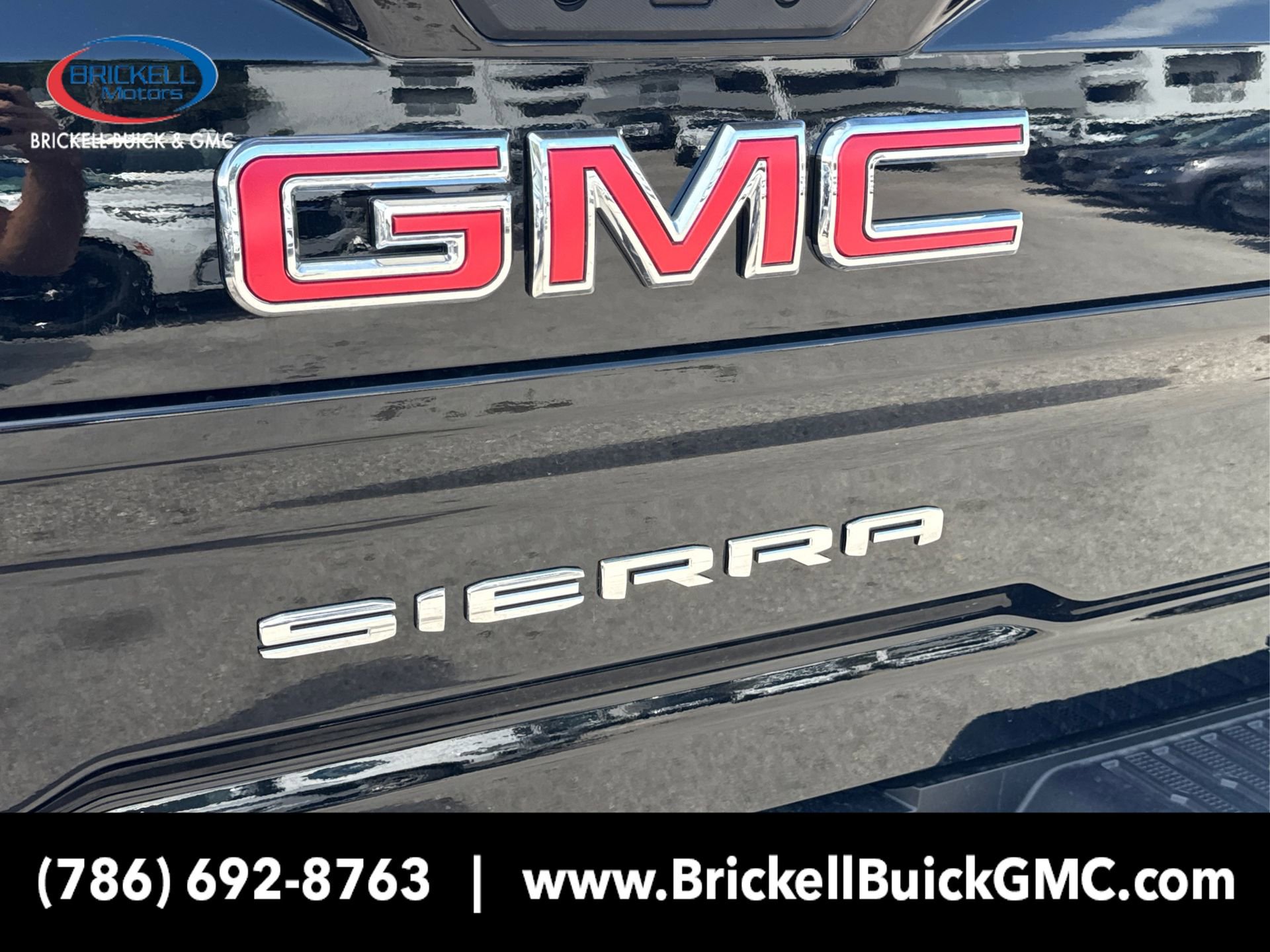 New 2025 GMC Sierra 3500 SLT w/ SLT Convenience Package image 16