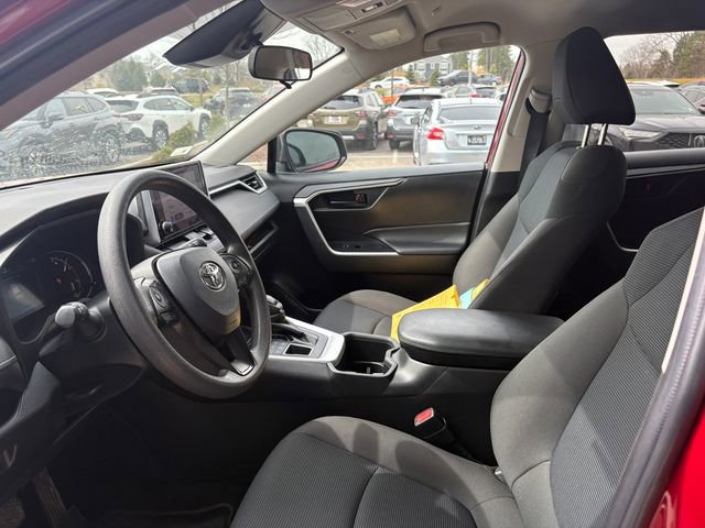 Used 2023 Toyota RAV4 LE image 5