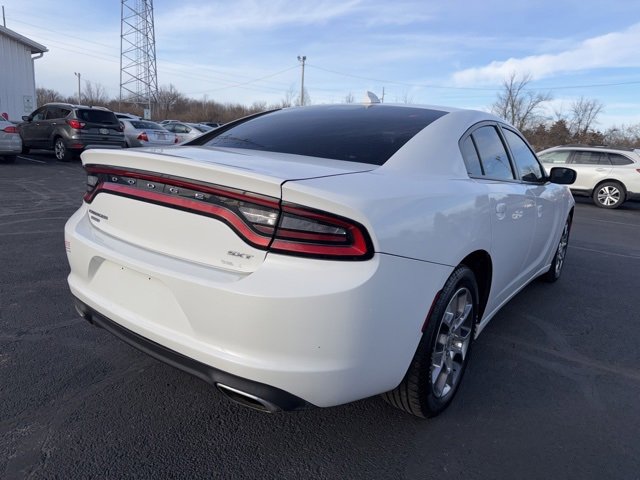 Used 2017 Dodge Charger SXT image 7