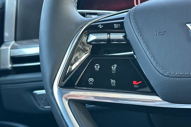 New 2025 Cadillac Escalade IQ Luxury 2 image 29