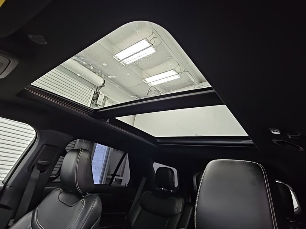 Used 2020 Ford Explorer ST w/ ST Street Pack image 30