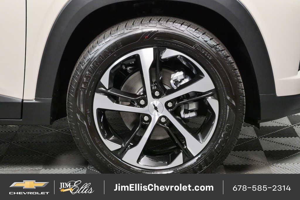 New 2026 Chevrolet Trax RS w/ Sunroof Package FWD image 35