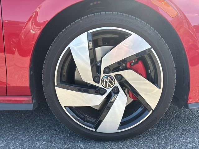 Used 2025 Volkswagen GTI S FWD image 40