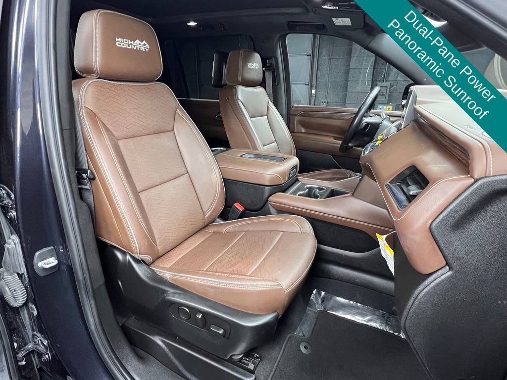 Used 2023 Chevrolet Suburban High Country w/ Advanced Technology Package image 7