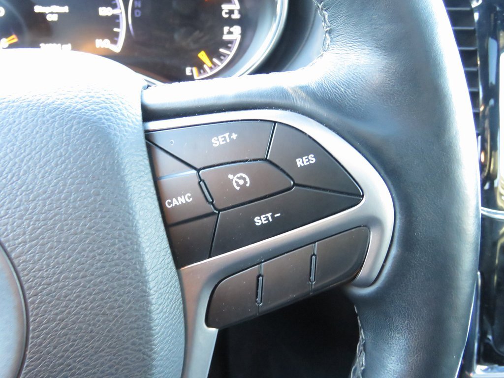 Used 2019 Jeep Grand Cherokee Overland image 23