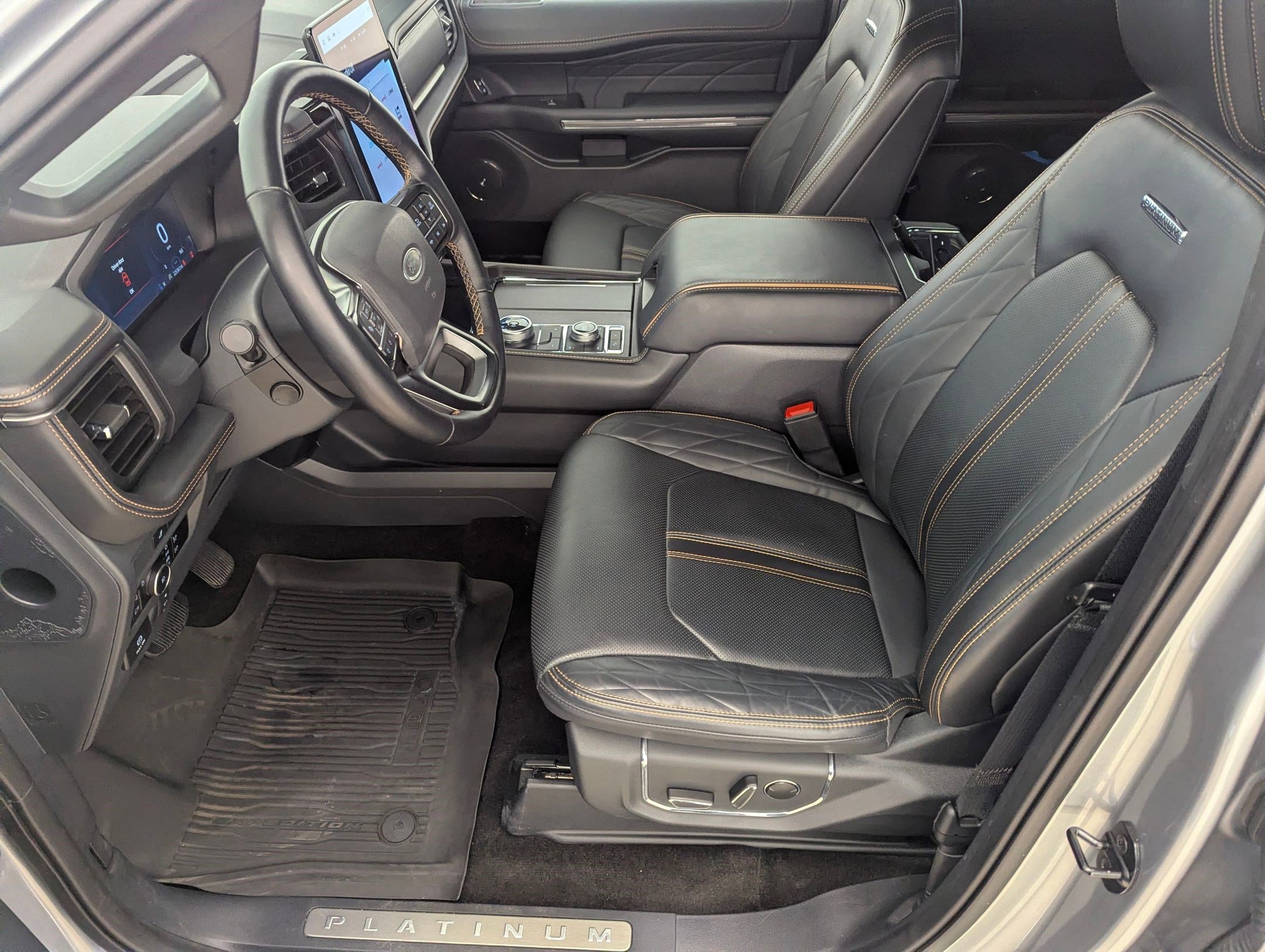 Certified 2023 Ford Expedition Max Platinum image 5
