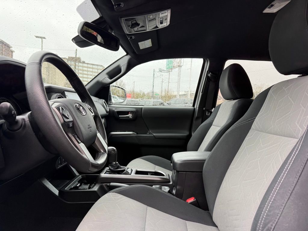 Certified 2023 Toyota Tacoma TRD Off-Road w/ Technology Package image 15