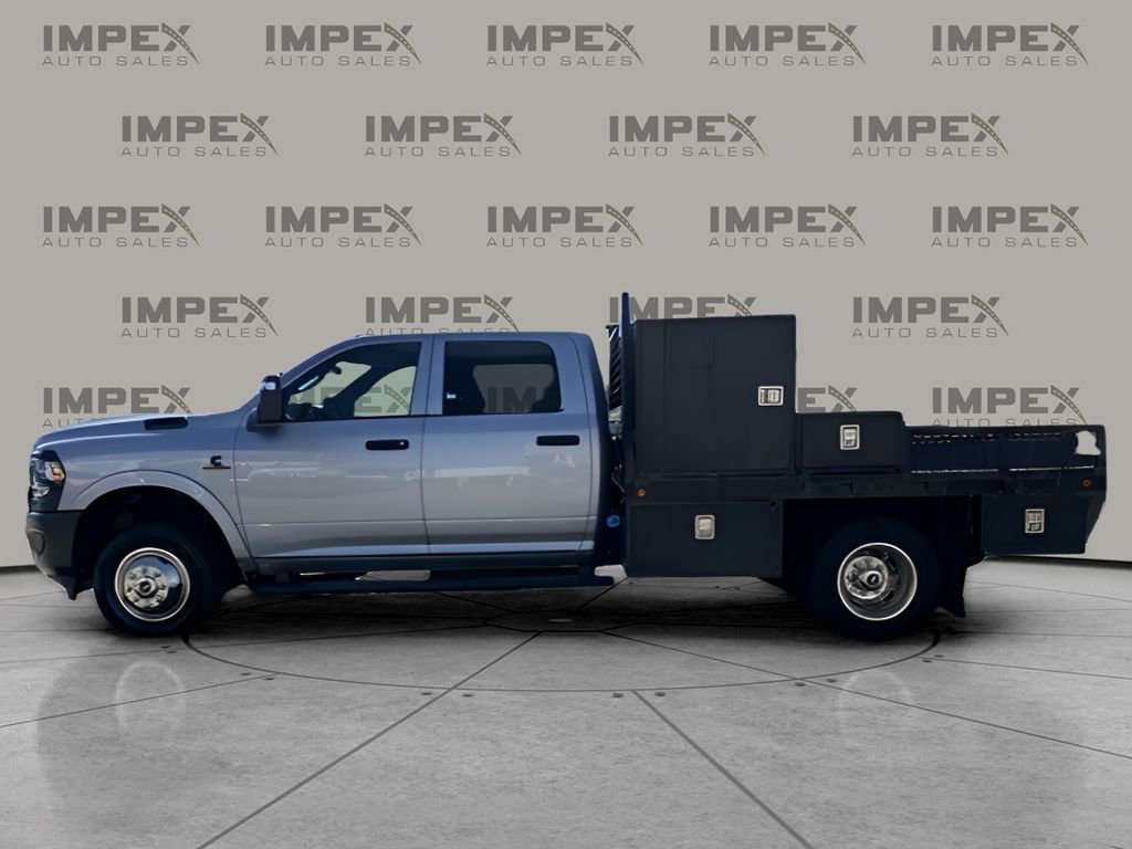 Used 2023 RAM 3500 Tradesman w/ Max Tow Package RWD image 5