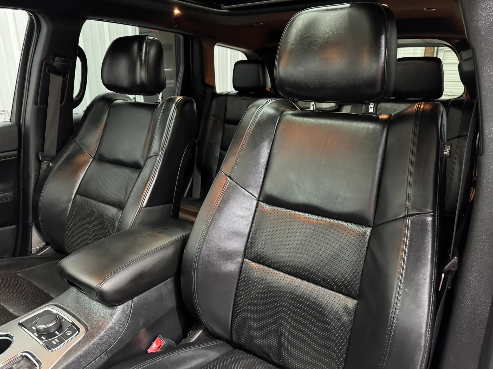 Used 2020 Jeep Grand Cherokee Limited w/ Luxury Group II AWD/4WD image 10