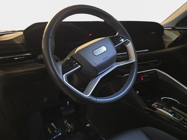 Used 2025 Audi Q5 Premium w/ Convenience Package AWD/4WD image 19