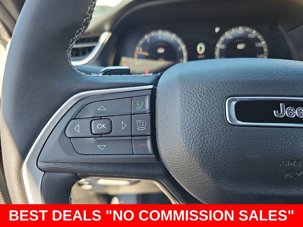 New 2027 Jeep Grand Cherokee Laredo X AWD/4WD image 17