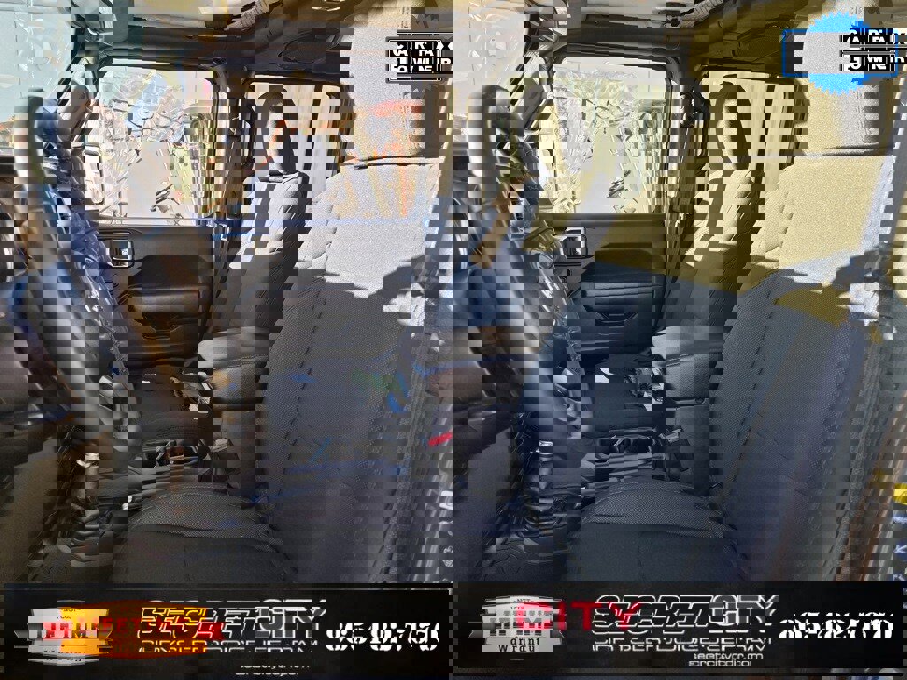 Used 2022 Jeep Wrangler Unlimited Sport image 9