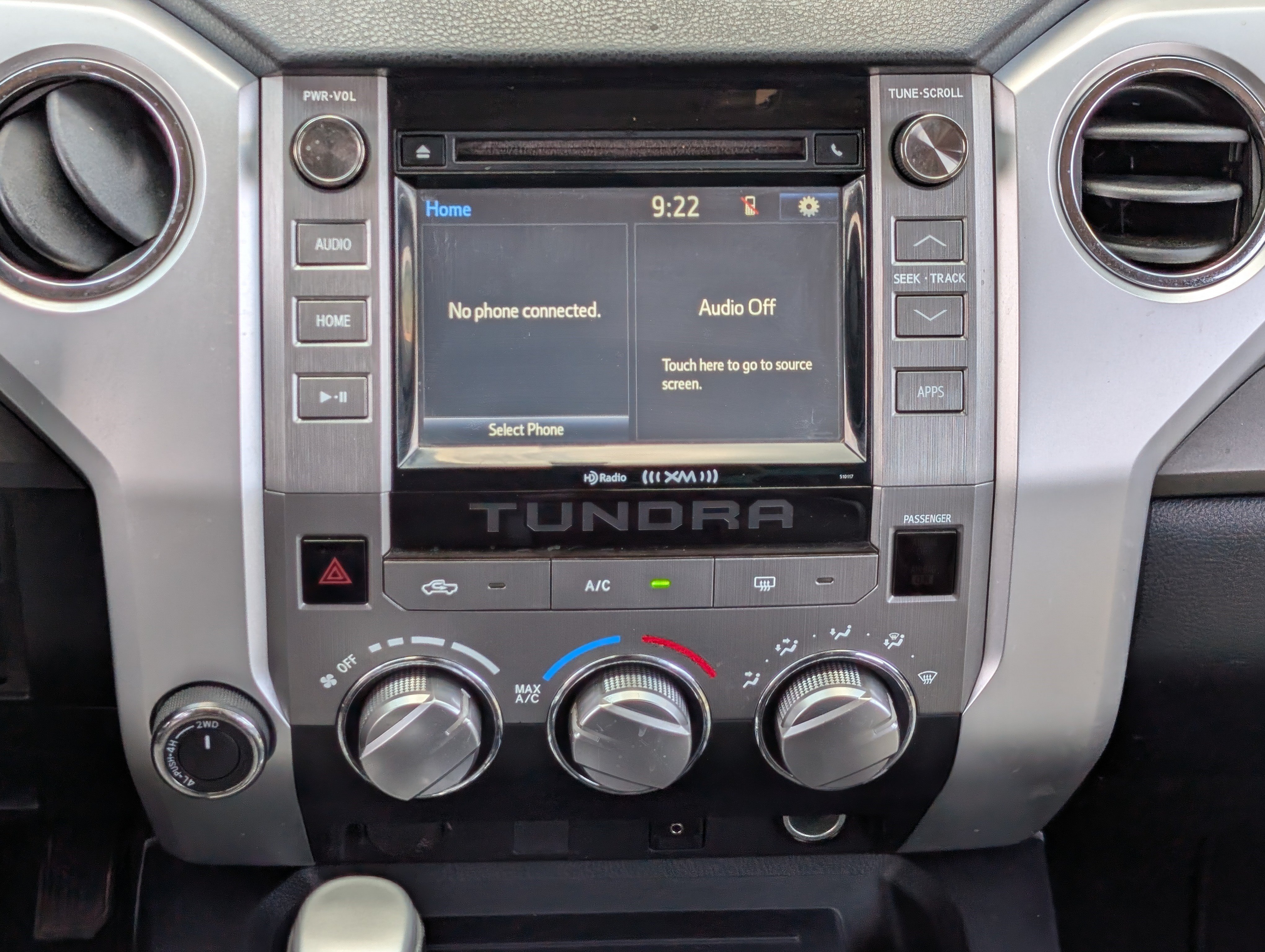 Used 2016 Toyota Tundra SR5 w/ SR5 Upgrade Package AWD/4WD image 25