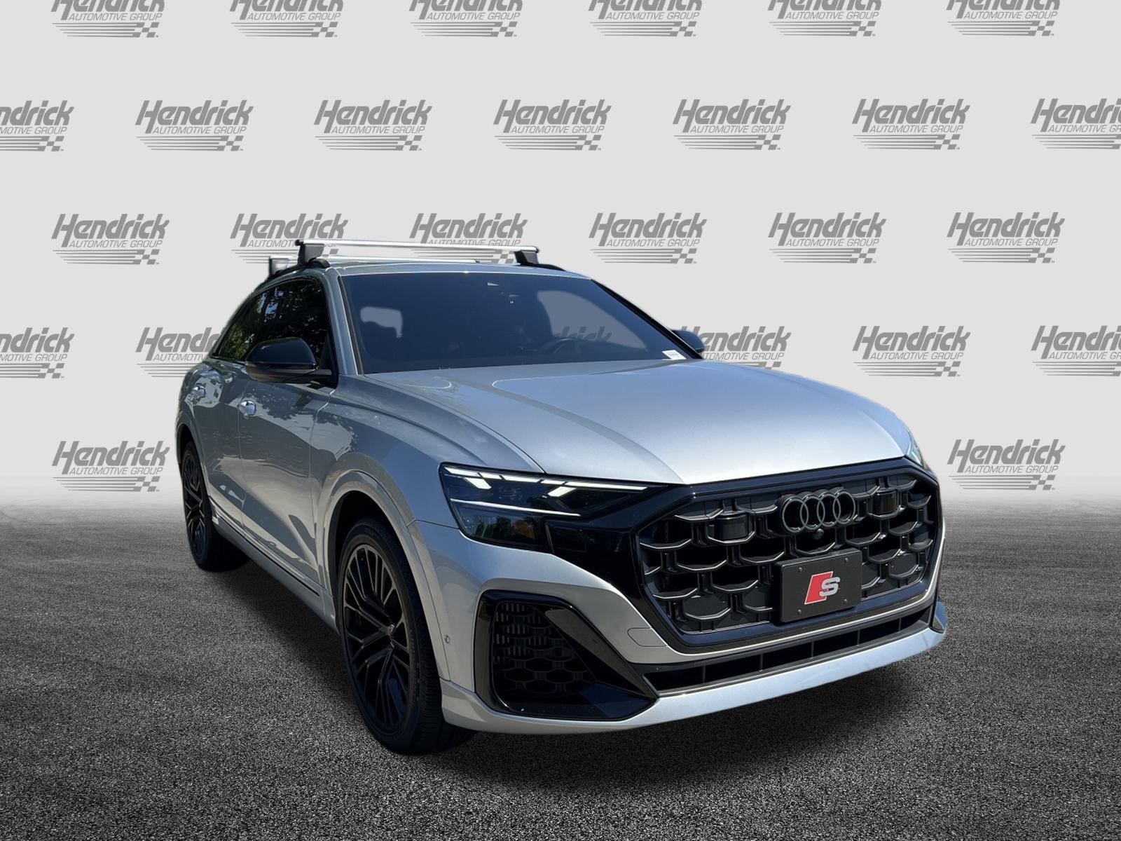 Used 2024 Audi SQ8 Premium Plus AWD/4WD image 2