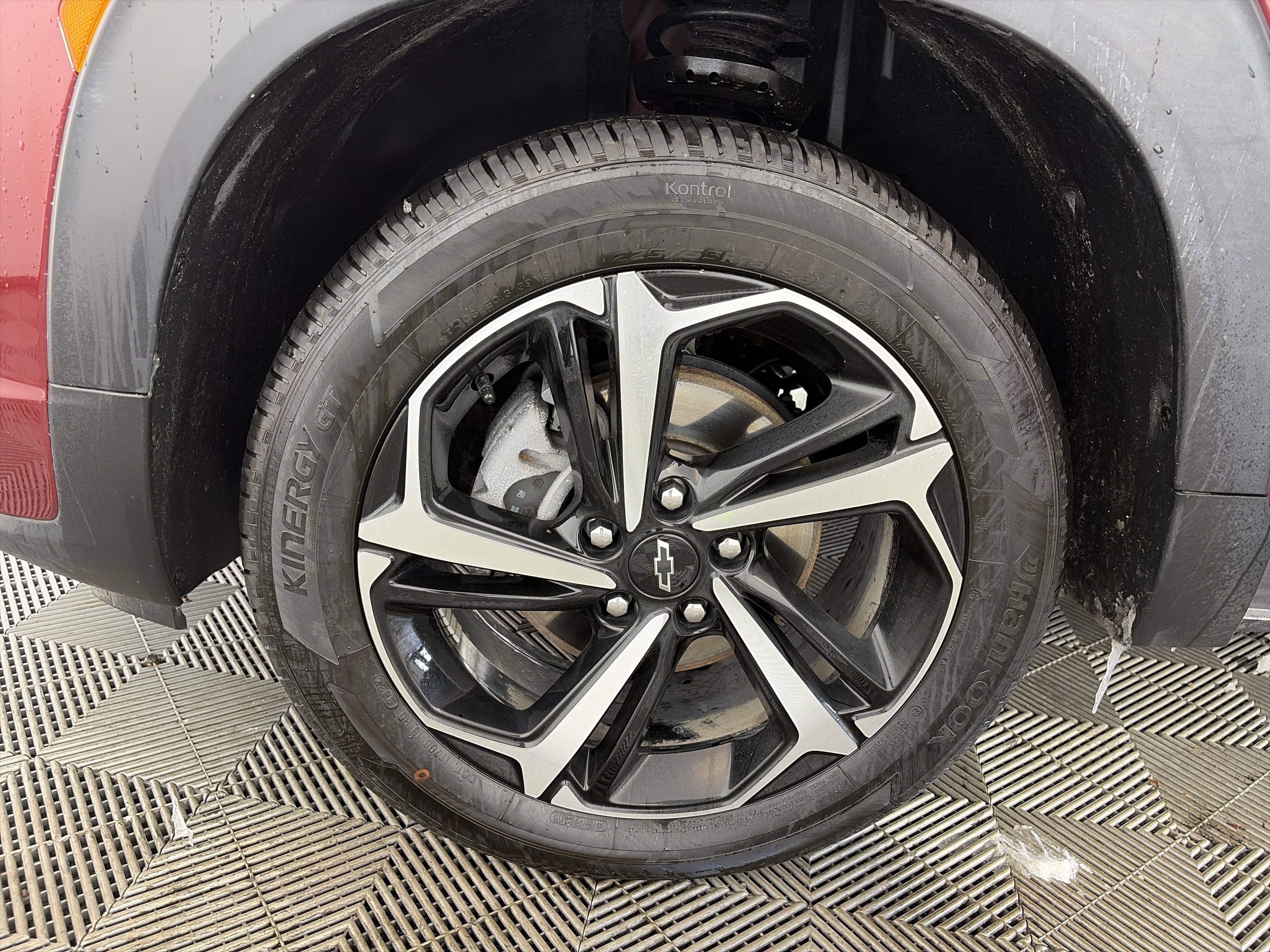 Certified 2023 Chevrolet TrailBlazer RS w/ Convenience Package image 13