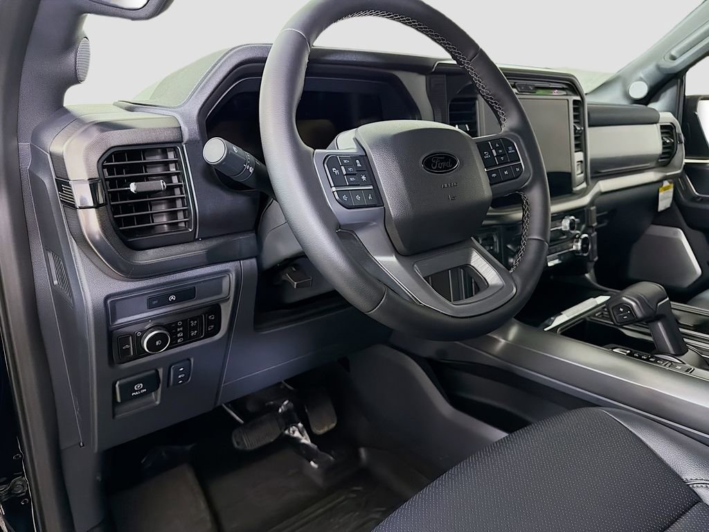 New 2025 Ford F150 Lariat w/ Equipment Group 502A High image 9