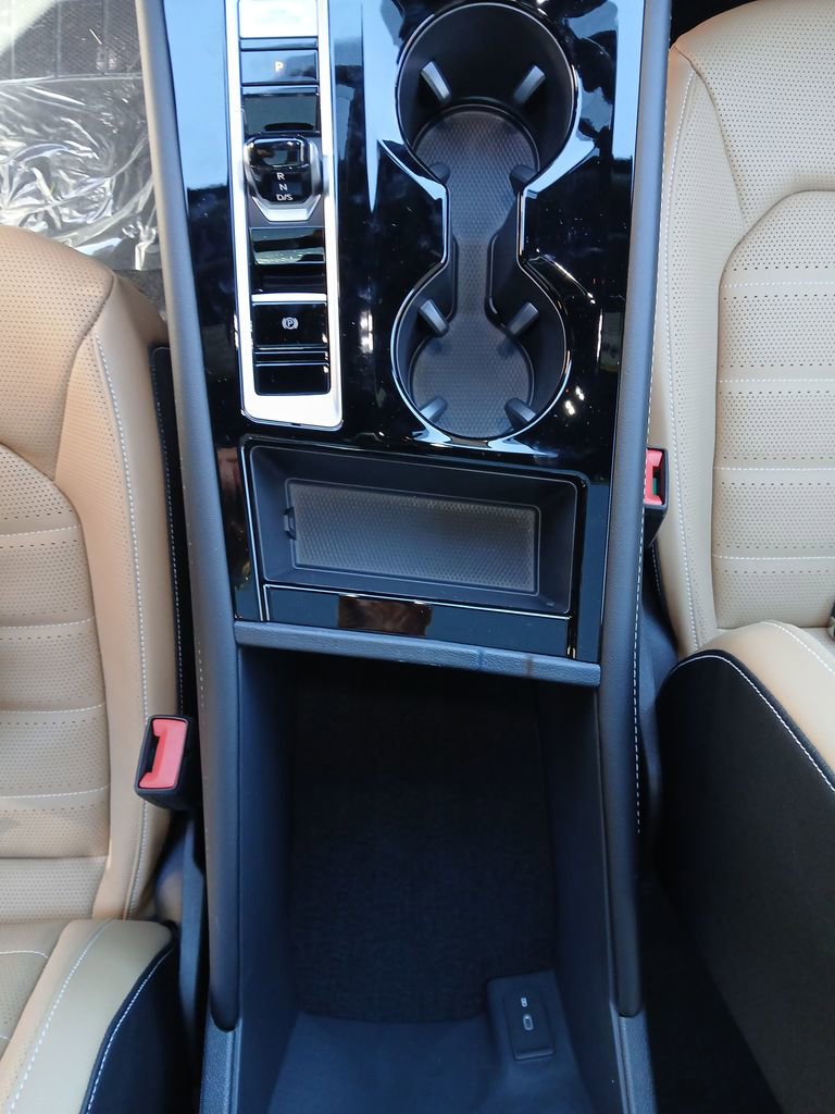 New 2026 Volkswagen Atlas Cross Sport SEL image 26