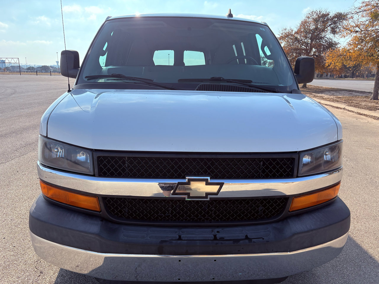 Used 2016 Chevrolet Express 3500 LT w/ LT Preferred Equipment Group image 40