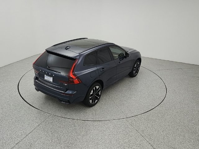 New 2027 Volvo XC60 T8 Plus AWD/4WD image 17