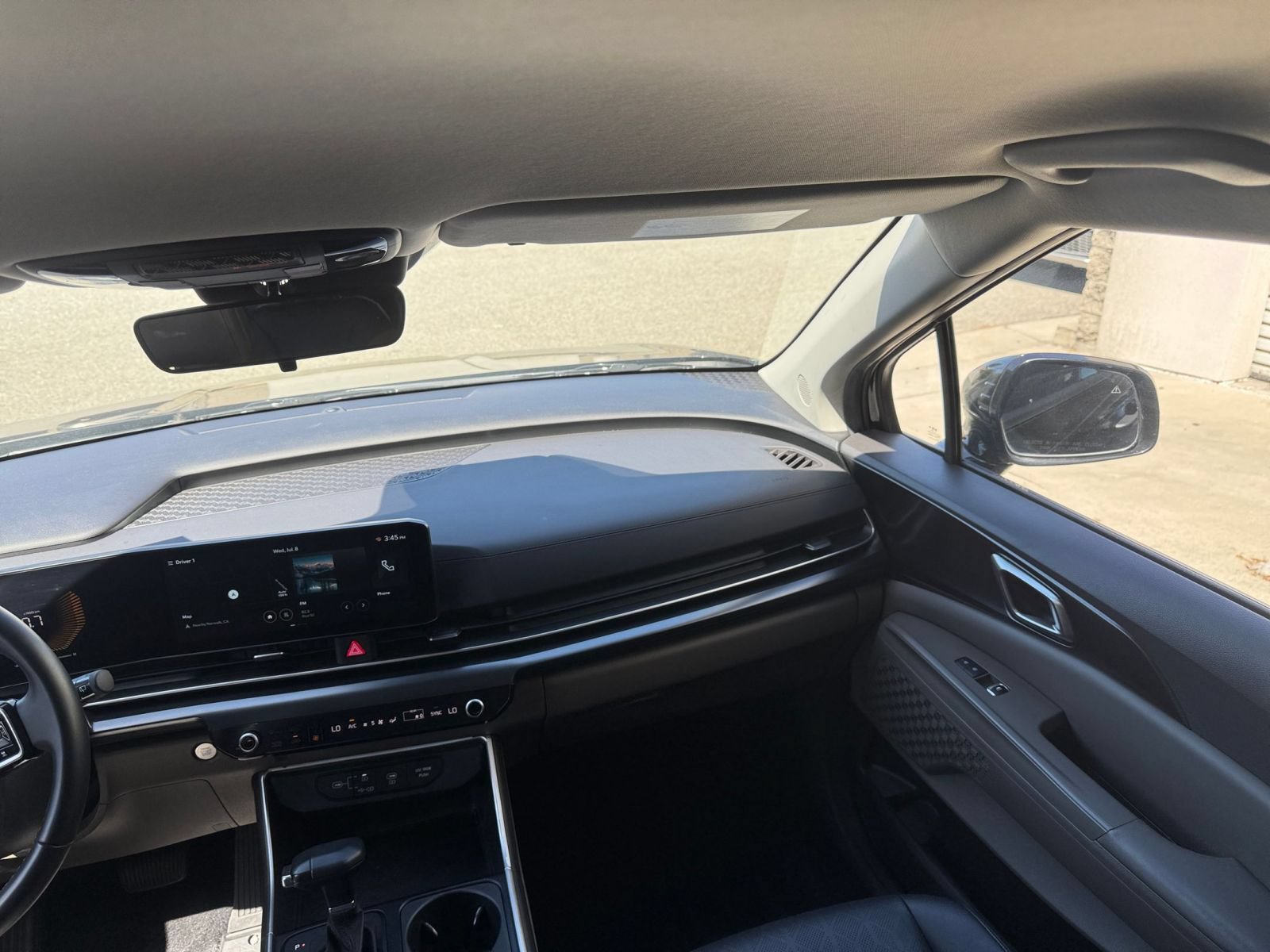 Used 2026 Kia Carnival FWD image 37
