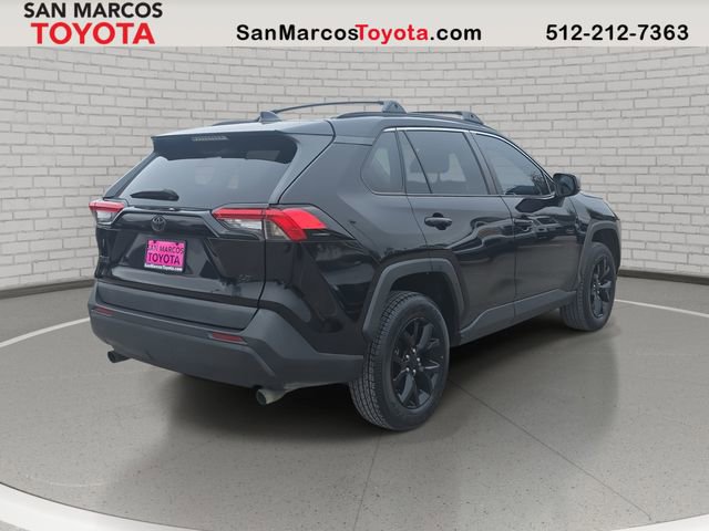 Used 2021 Toyota RAV4 LE image 5