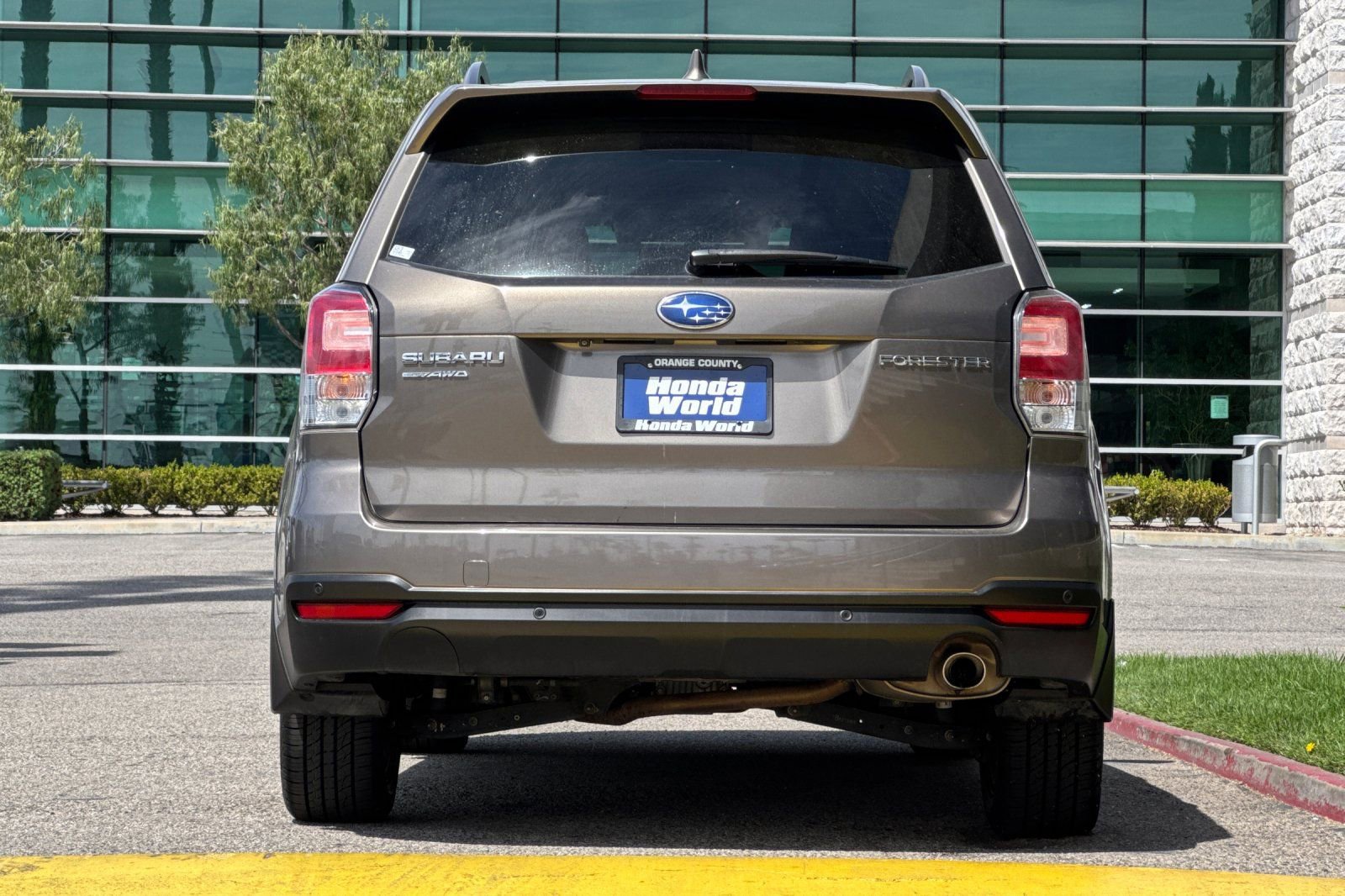 Used 2018 Subaru Forester 2.5i Touring w/ Popular Package #3B AWD/4WD image 5