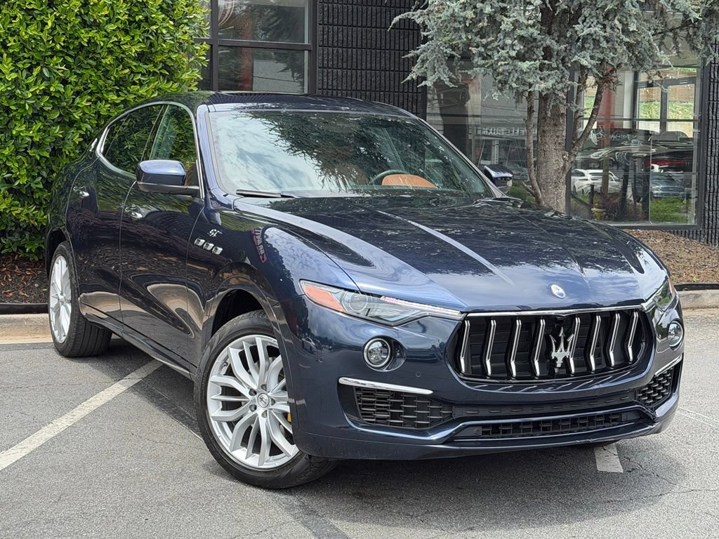 Used 2022 Maserati Levante GT AWD/4WD image 7