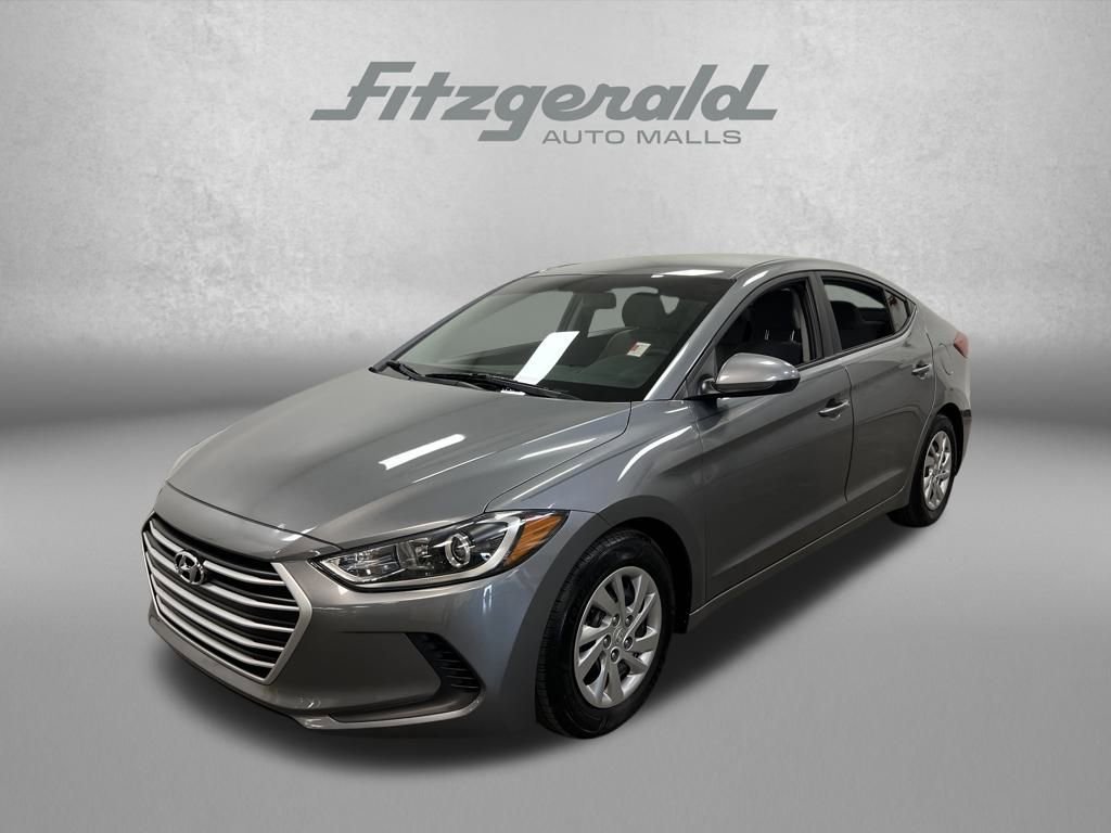 Used 2017 Hyundai Elantra SE image 1