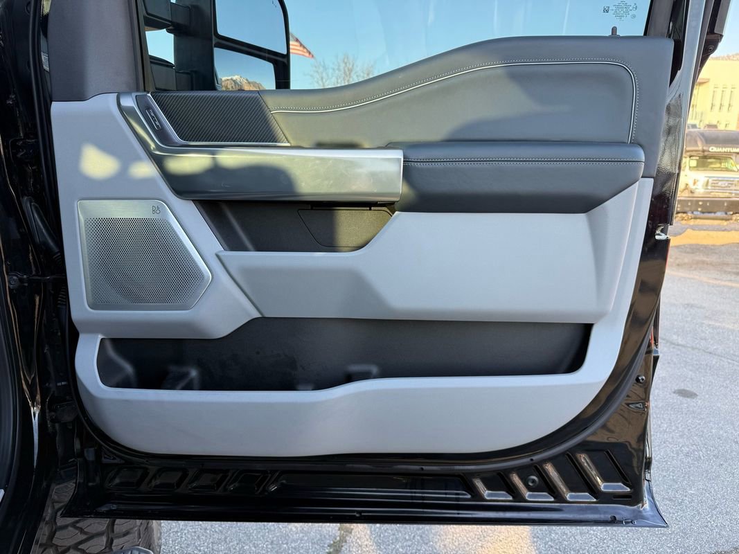 Used 2024 Ford F350 Limited w/ FX4 Off-Road Package image 31