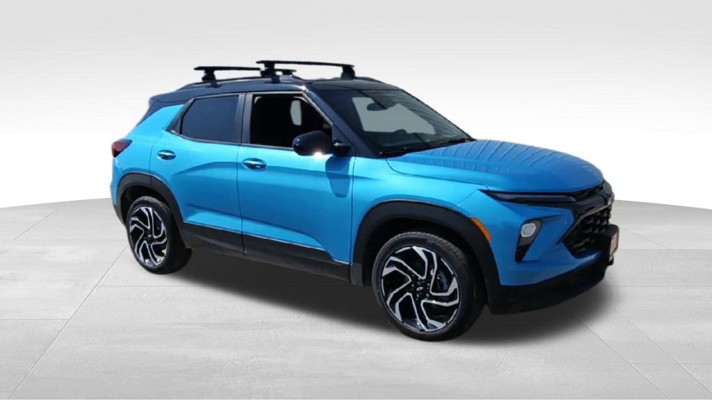 New 2025 Chevrolet TrailBlazer RS w/ Convenience Package image 2