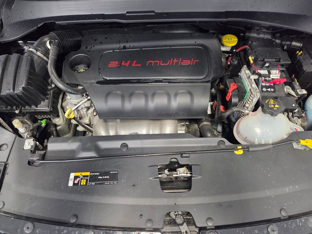 Used 2018 Jeep Compass Latitude w/ Cold Weather Group image 23