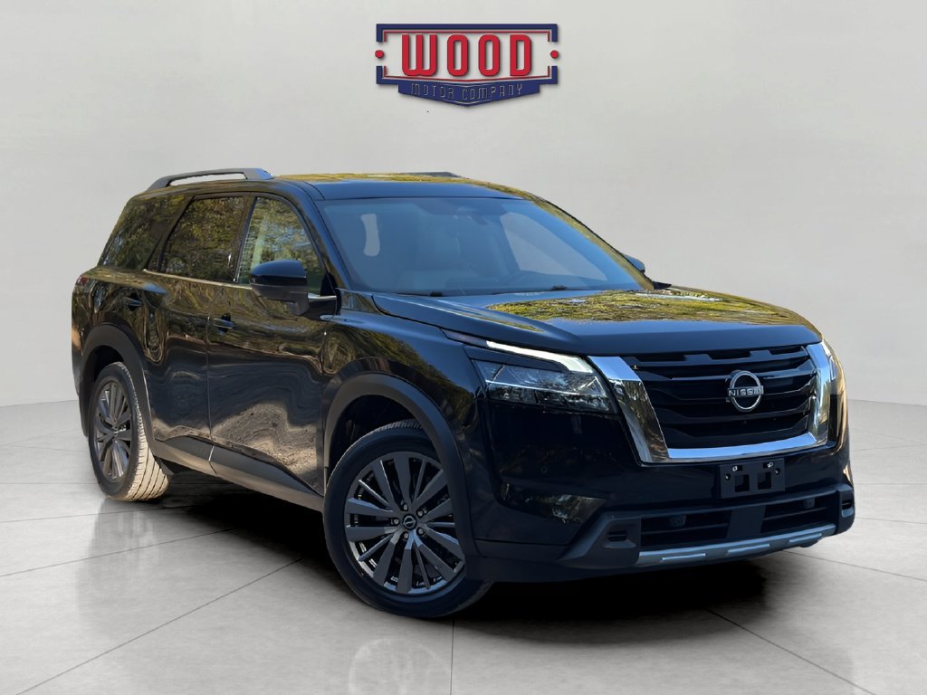 Used 2024 Nissan Pathfinder SL w/ SL Premium Package AWD/4WD image 1