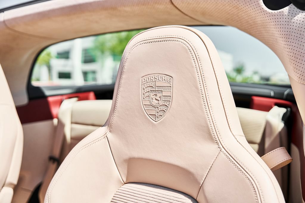Used 2021 Porsche 911 AWD/4WD image 48