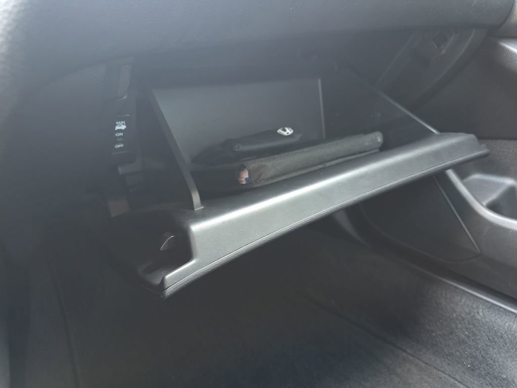 Used 2020 Honda Accord EX image 31