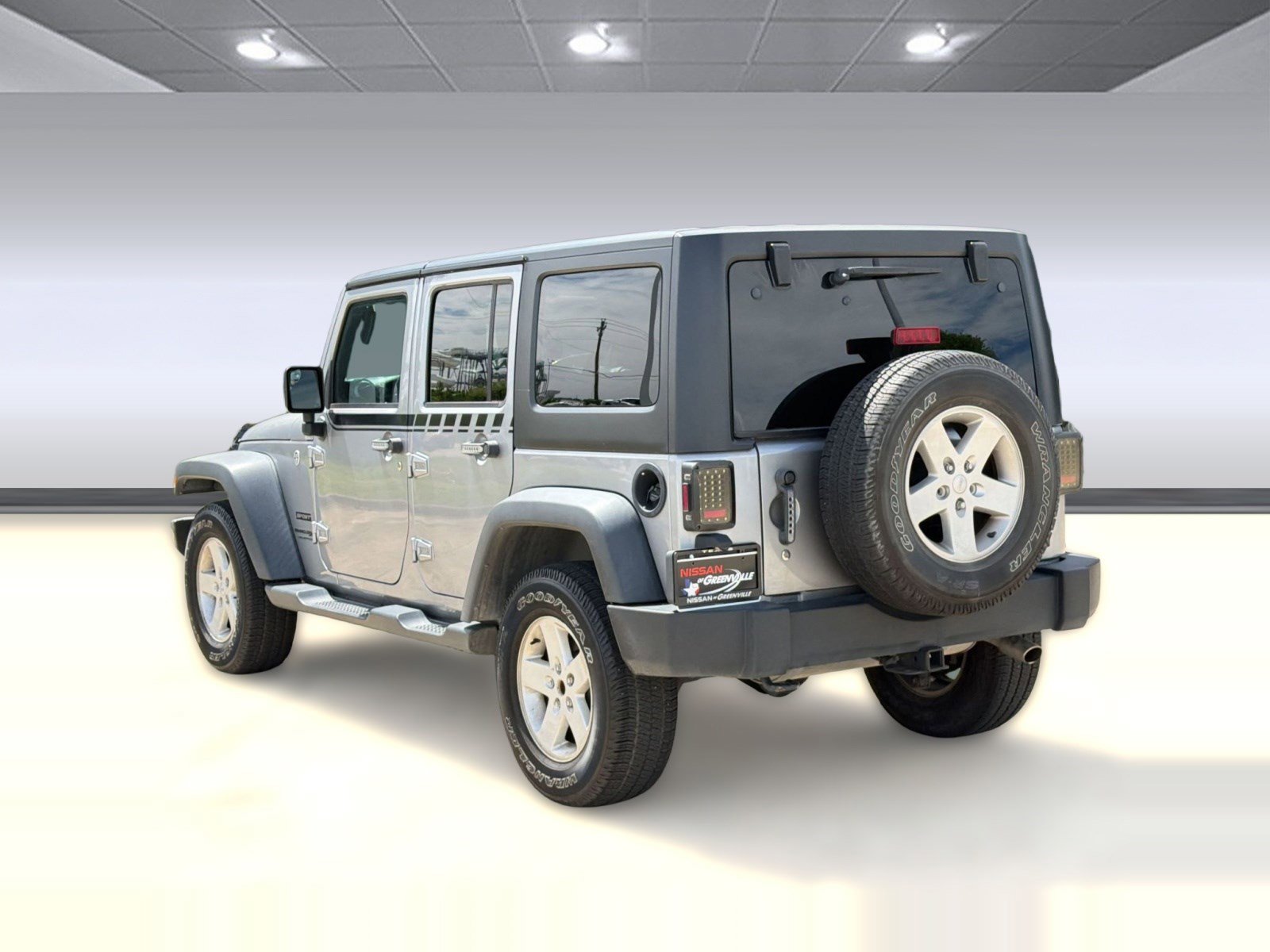 Used 2018 Jeep Wrangler Unlimited Sport S image 3