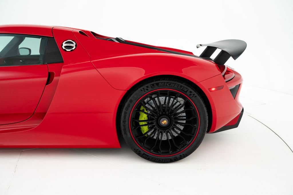 Used 2015 Porsche 918 Spyder AWD/4WD image 10