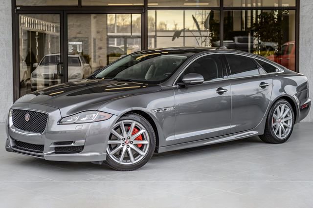 Used 2018 Jaguar XJ R-Sport RWD image 2