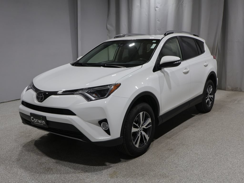 Used 2018 Toyota RAV4 XLE w/ Plus Extra Value Package AWD/4WD image 7