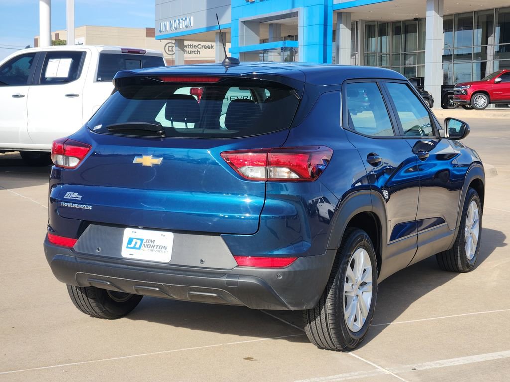 Used 2021 Chevrolet TrailBlazer LS image 9