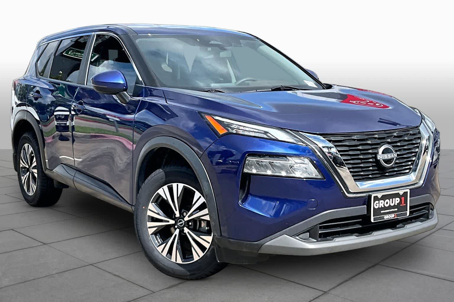 Certified 2023 Nissan Rogue SV FWD image 3