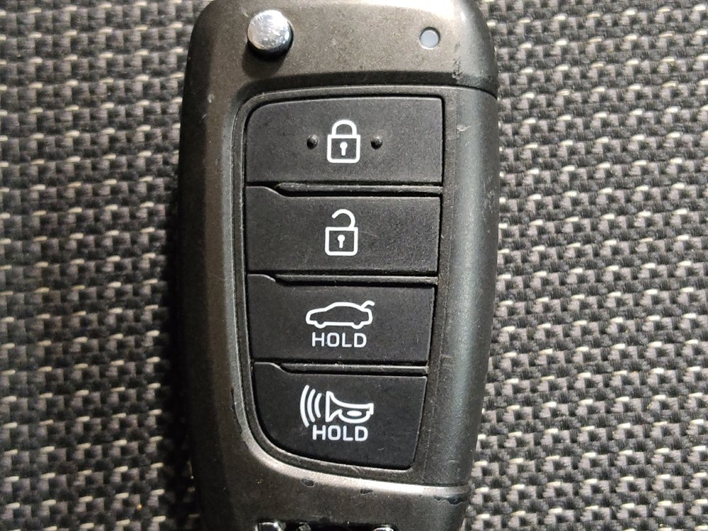 Used 2020 Hyundai Accent SE FWD image 32