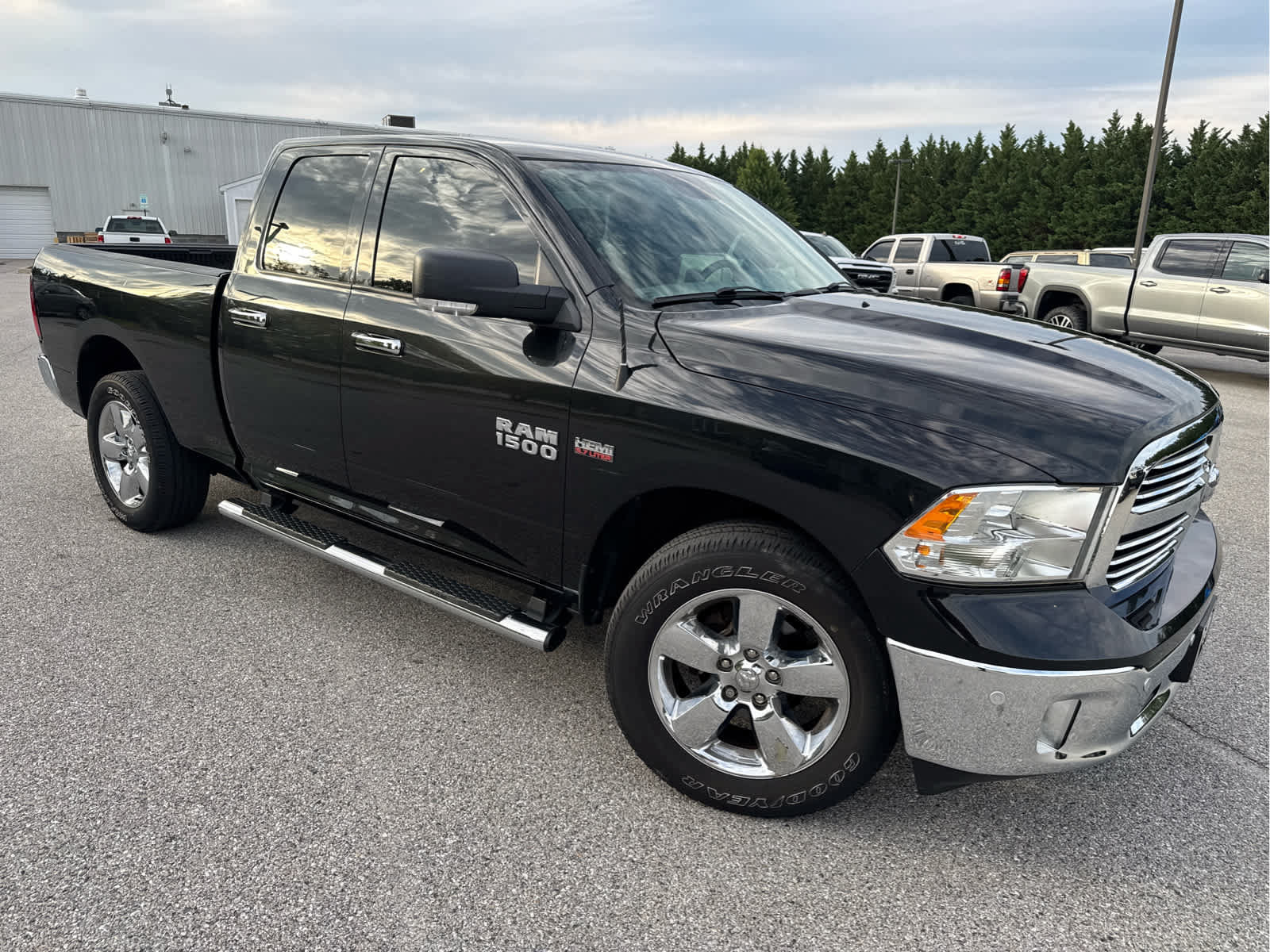 Used 2018 RAM 1500 Big Horn AWD/4WD image 3
