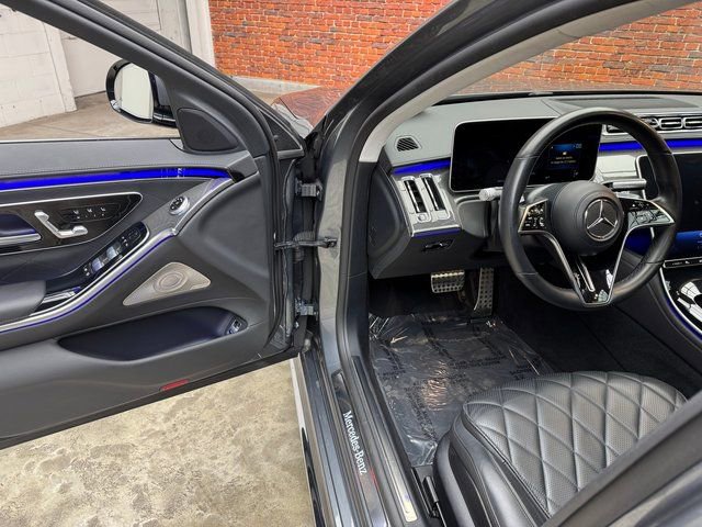 Certified 2023 Mercedes-Benz S 580 4MATIC Sedan image 9