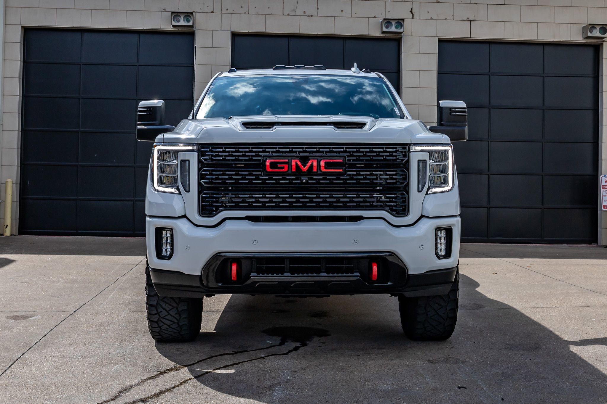 Used 2022 GMC Sierra 3500 Denali w/ Denali Ultimate Package AWD/4WD video 2