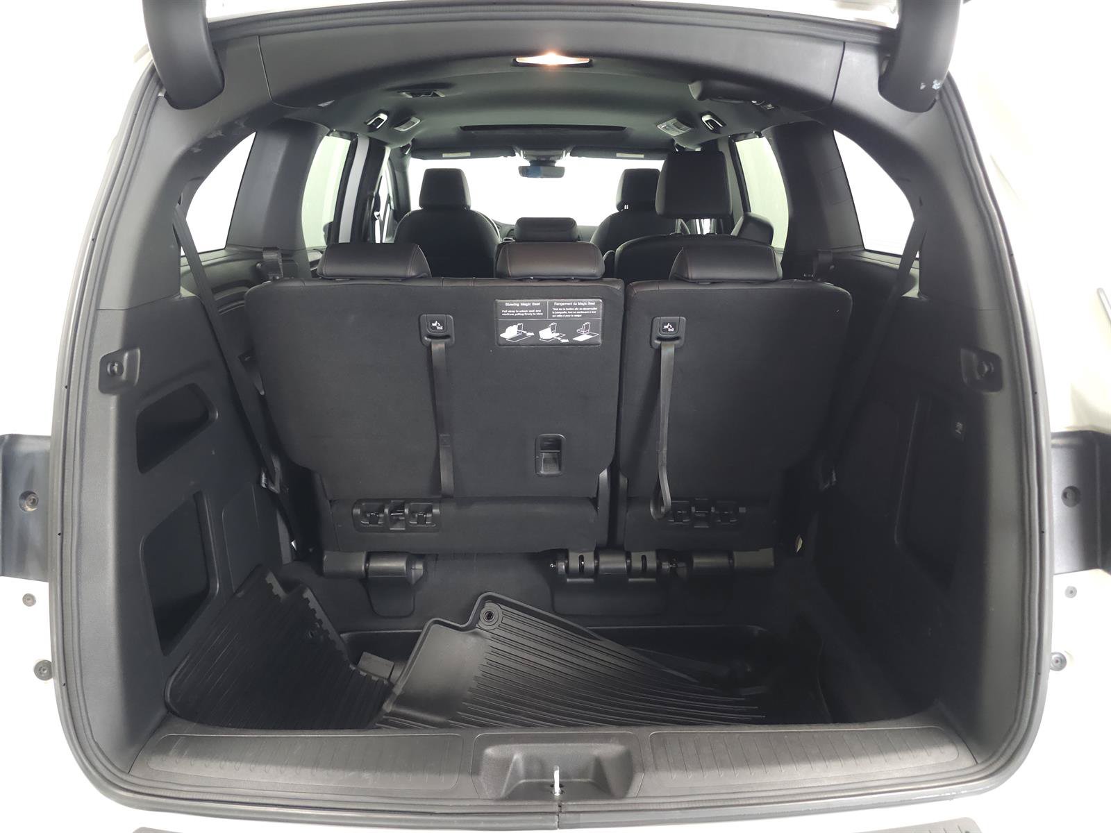 Used 2025 Honda Odyssey Sport-L image 12