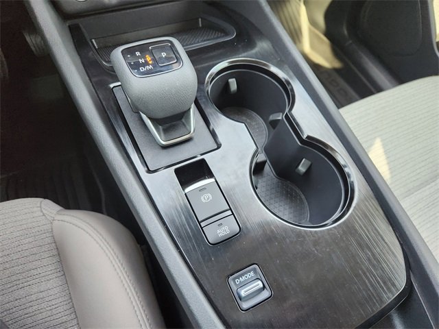 Used 2023 Nissan Rogue SV image 16