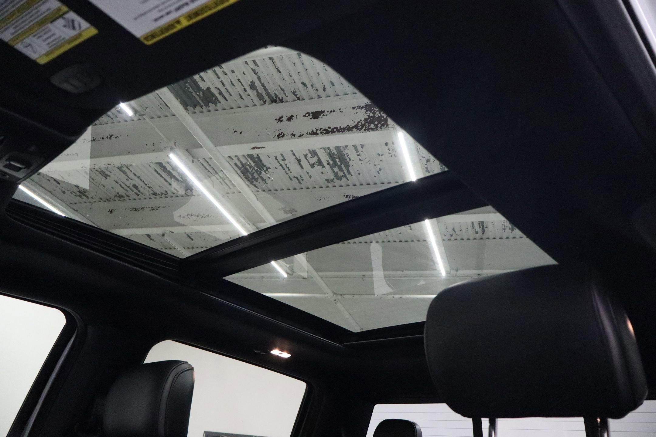Certified 2022 Ford F250 Platinum w/ FX4 Off-Road Package image 24