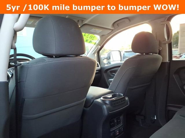 Used 2024 Nissan Titan SV w/ SV Convenience Package image 19