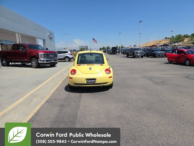 Used 2008 Volkswagen Beetle S FWD image 8